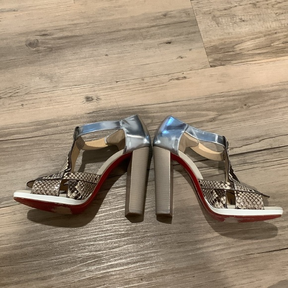 Christian Louboutin size 37 snakeskin chunky heels - Picture 3 of 10